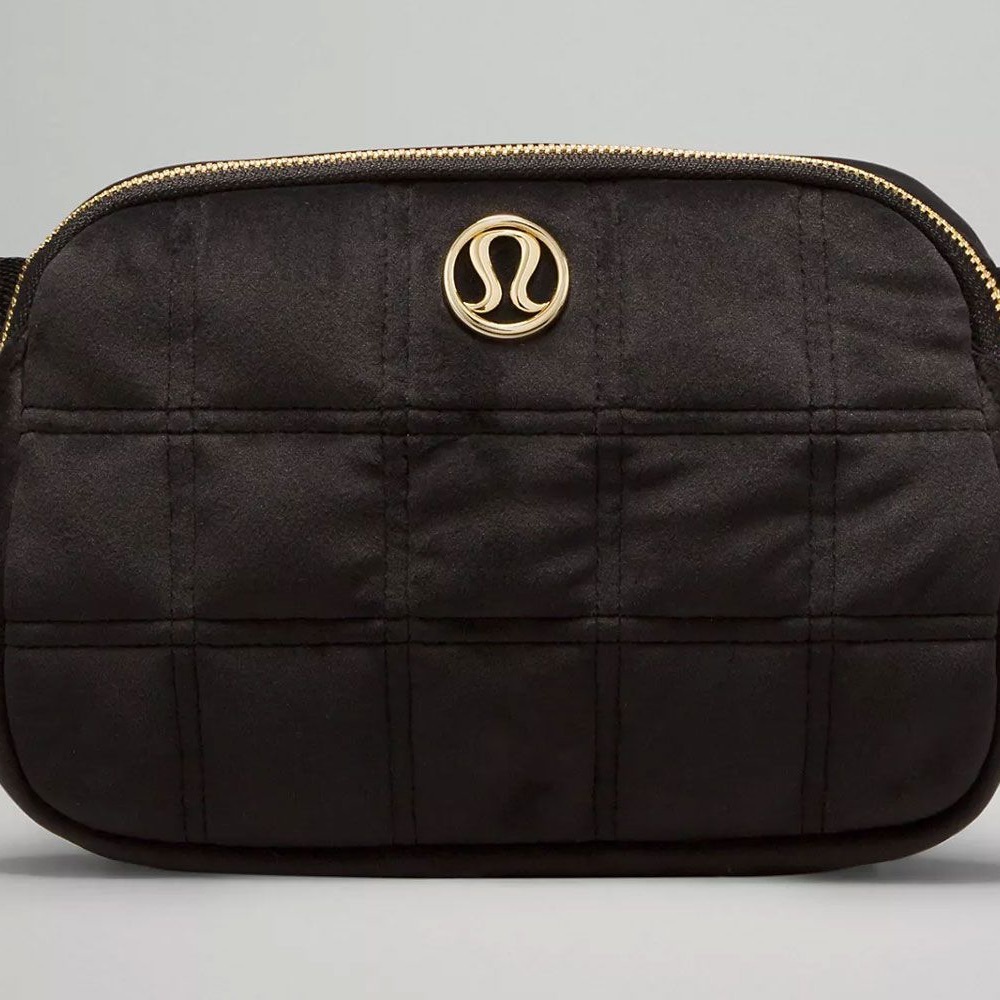 WORN ONCE like new lululenon velvet belt bag